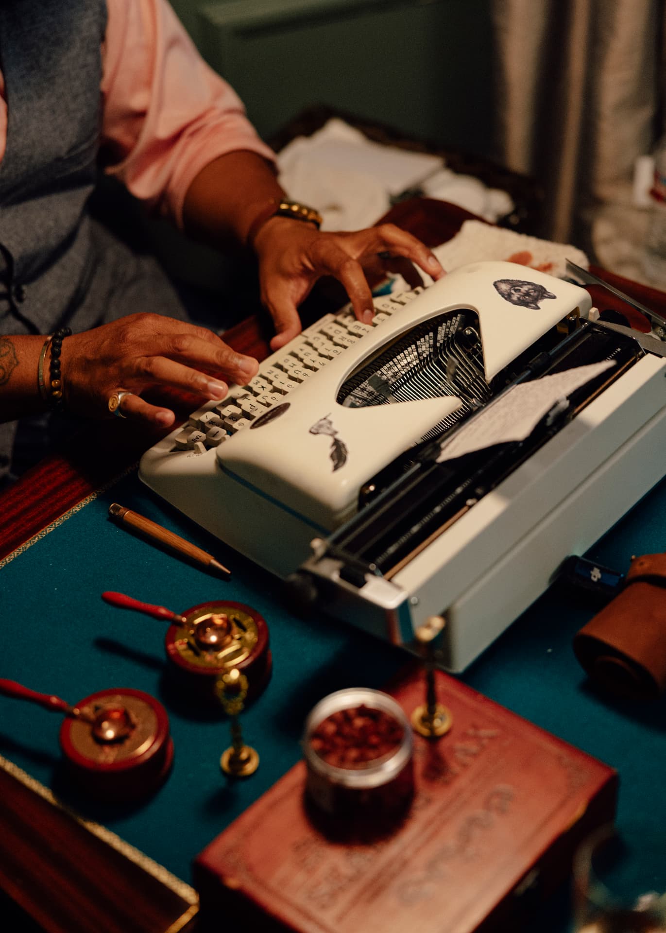 Sir, the typewriter poet, typing poetry for guests during a Dirty Napkins dinner